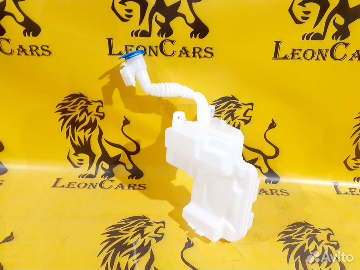 Бачок лобового стеклоочистителя Skoda Octavia A7 2