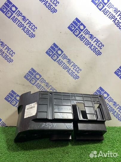 Ящик для инструментов задний Mercedes-Benz W211