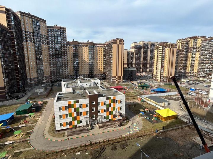 2-к. квартира, 72,7 м², 10/22 эт.