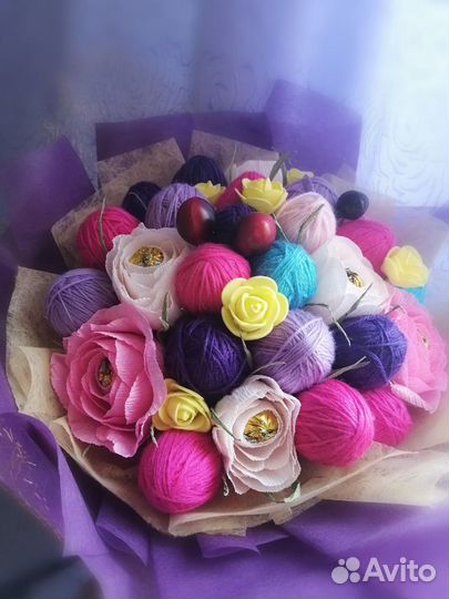 Букет из пряжи