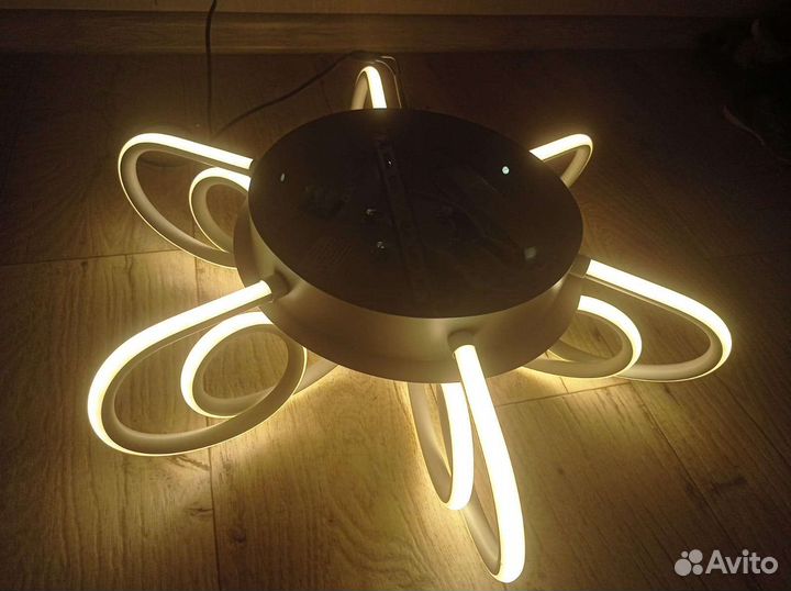 Люстра потолочная светодиодная новая