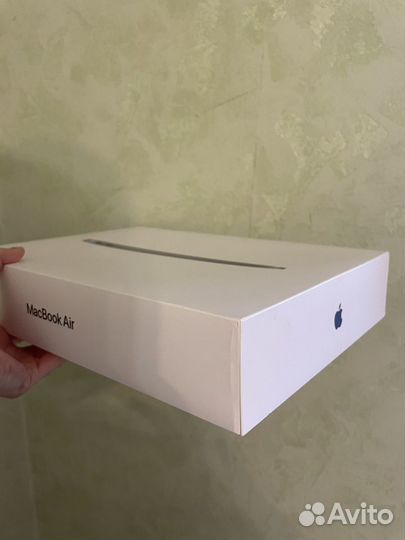 Коробка от Apple MacBook Air