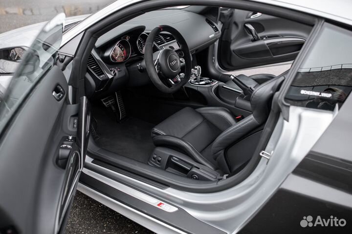 Audi R8 5.2 AMT, 2013, 30 300 км