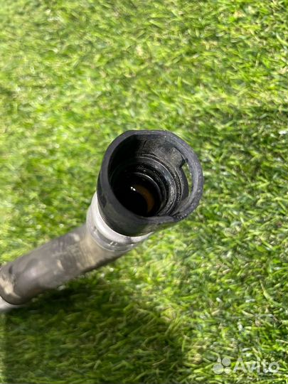 Патрубок охлаждения Ford Mustang 6 S550 рест. 2018