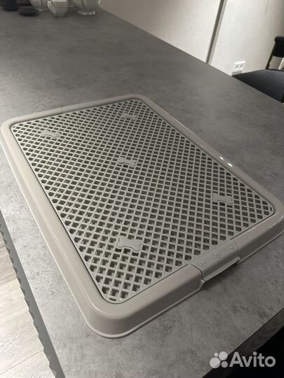 Лоток для собак под пеленку