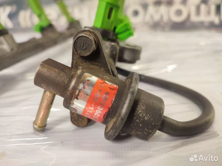 Топливная рампа Mitsubishi Pajero Sport