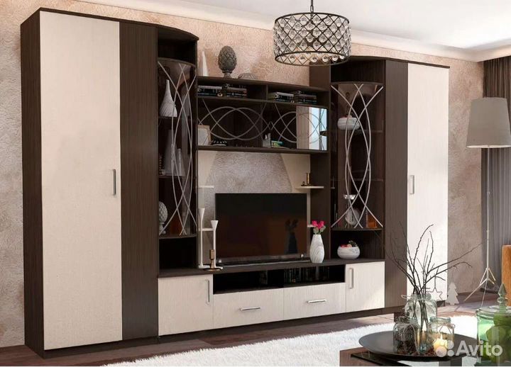 Стенка в гостиную