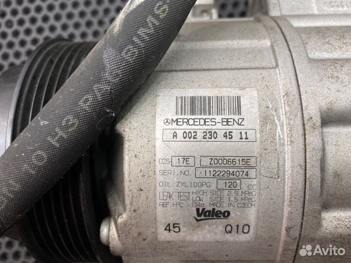 Компрессор кондиционера Mercedes-Benz C-Class W204