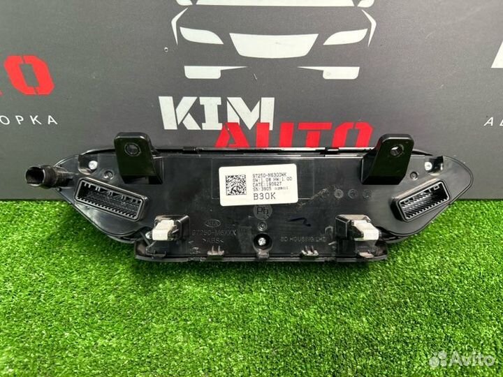 Блок управления климат-контролем Kia Cerato 4 Bd