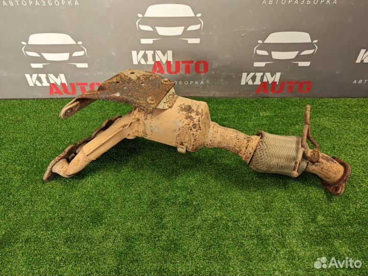 Коллектор выпускной с катализатором Ford Focus 2