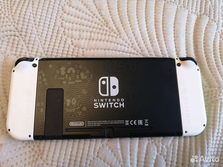 Nintendo switch Animal crossing edition