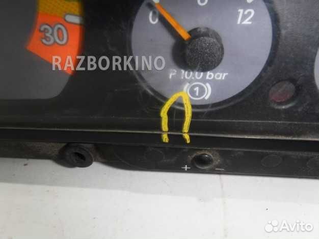 Панель приборов Мерседес