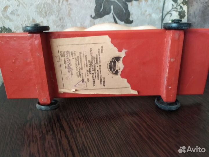 Игрушка Корова на колесиках 1976 год