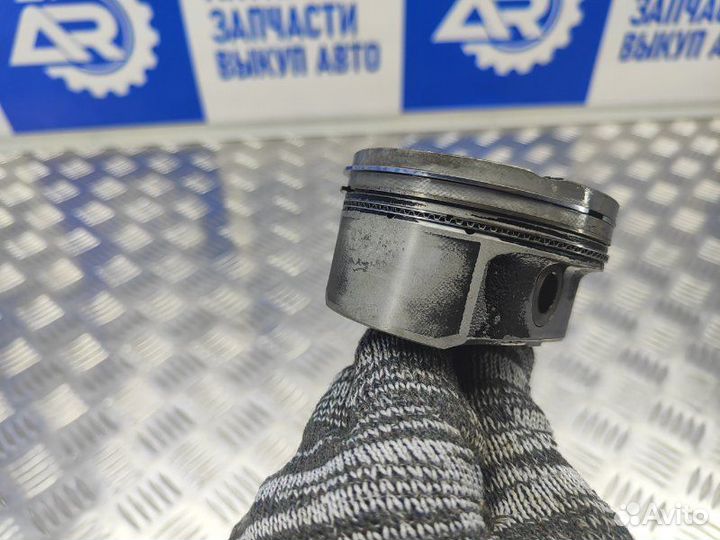 Поршень с шатуном Hyundai Solaris 1 1.4 G4FA