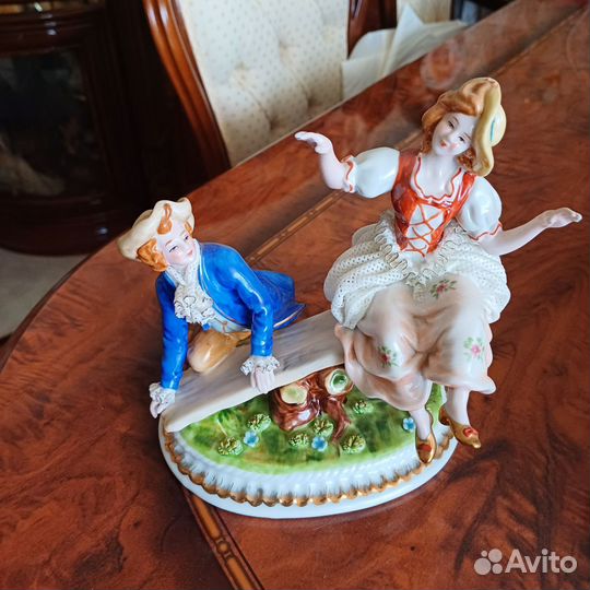 Фарфоровые статуэтки