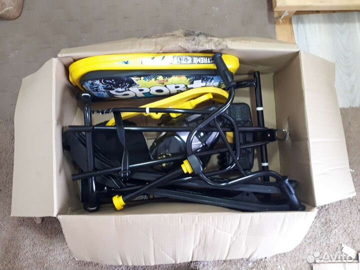 Детский снегокат со спинкой Nika