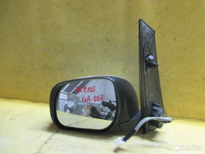 Зеркало Toyota Ractis NCP105 (Левое)