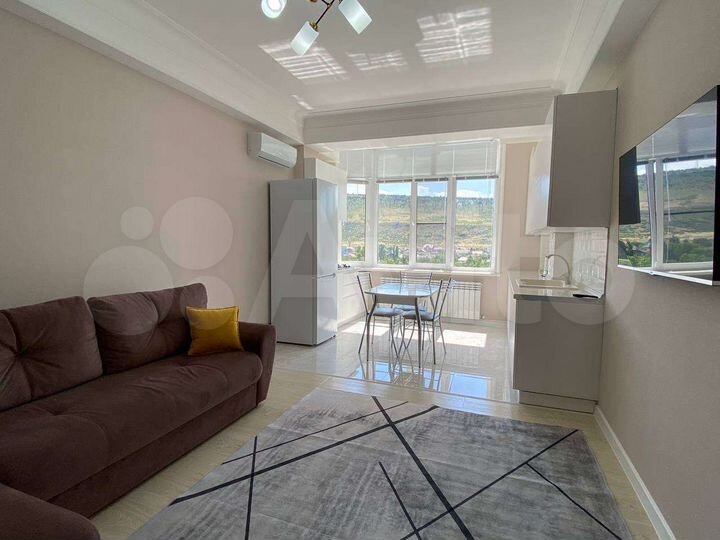 2-к. квартира, 52 м², 9/10 эт.