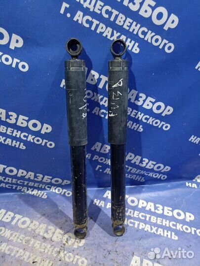 Задний амортизатор Ваз Нива 2121 внедорожник 2121