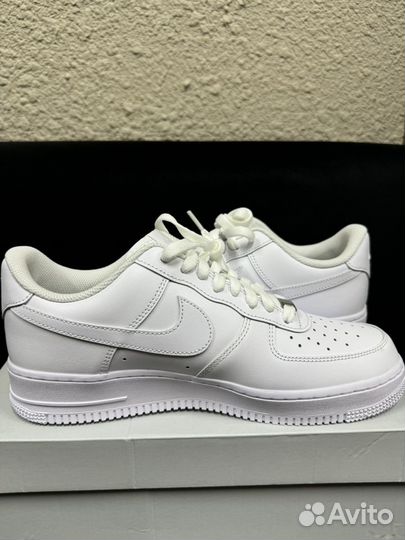 Nike air force 1 low white