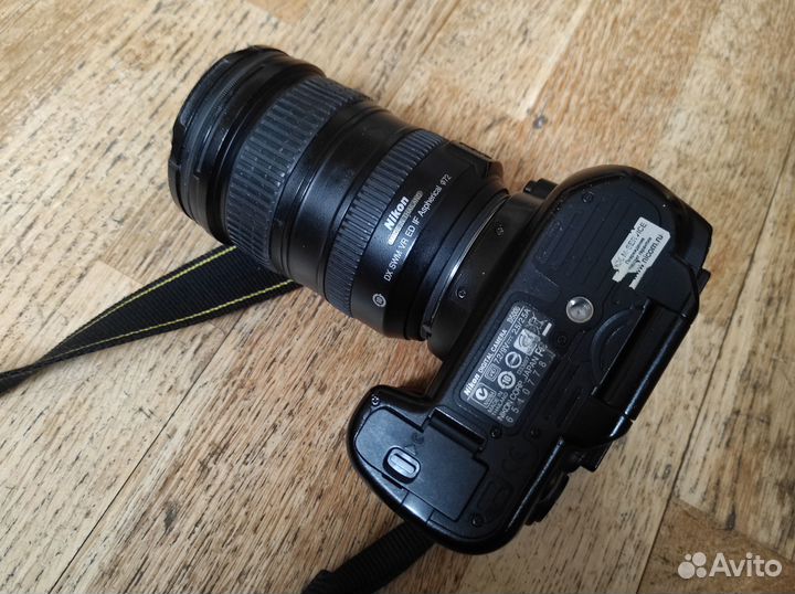 Фотоаппарат Nikon D5000, объектив nikkor 18-200mm