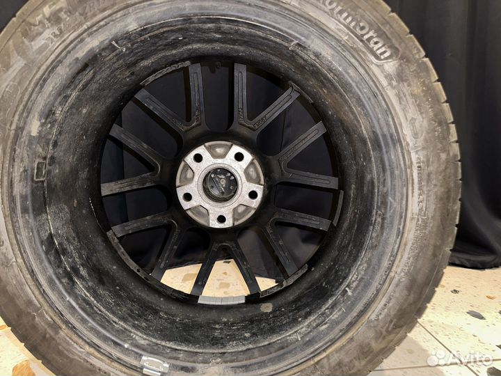 Колеса летние 225/45/R17 VAG