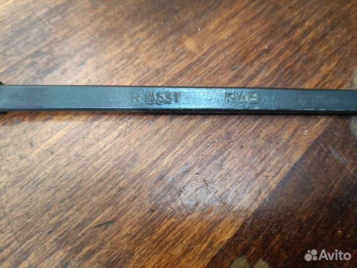 Поводок дворника правый Mazda 6 GG