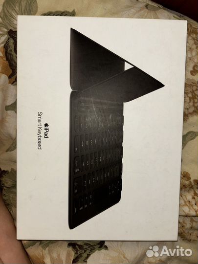 Apple SMART keyboard iPad