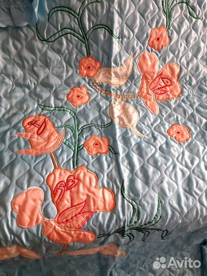 Покрывало на 2-спальн.кровать и тюль