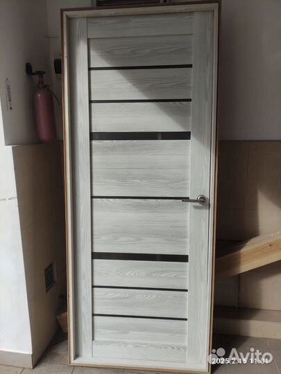 Двери межкомнатные с коробкой новые