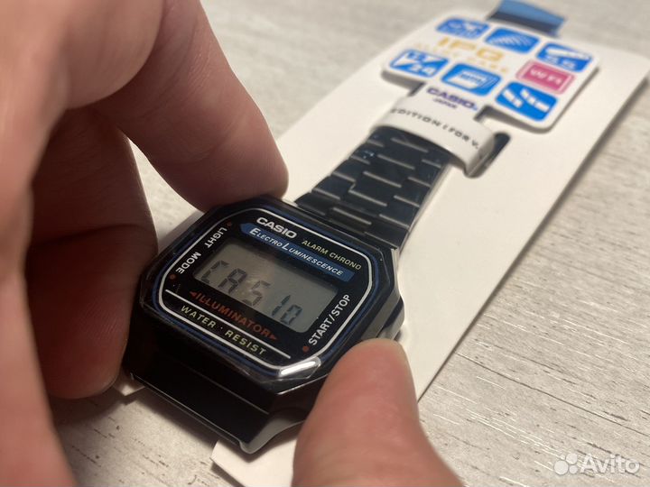 Часы casio в трех цветах