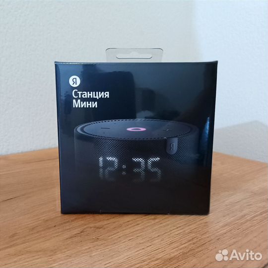 Умная Колонка Яндекс Станция Мини с часами Новая