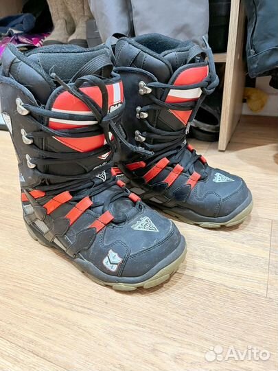 Сноубордические ботинки