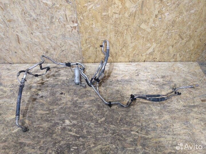 Трубка кондиционера Dodge Grand caravan 5 2015