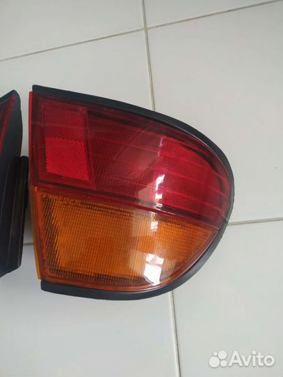 Фонари задние Nissan Almera кузов 1999г