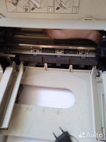 Принтер HP deskjet