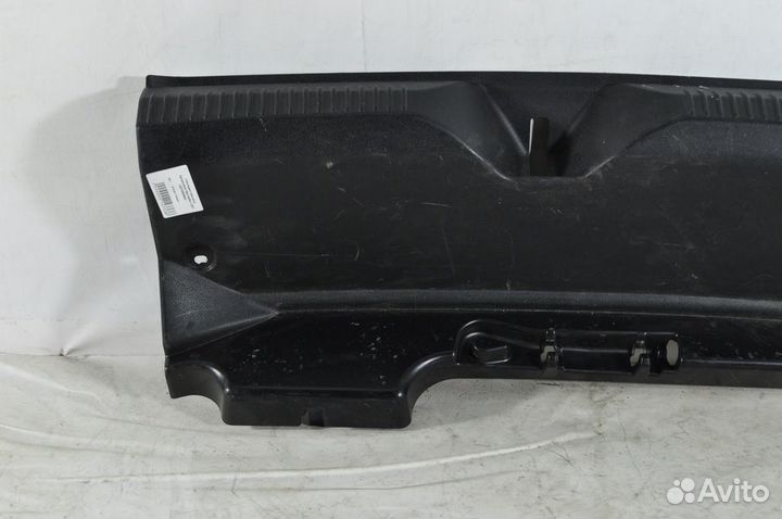 Накладка крышки багажн Mercedes C257 A2576900641 Б