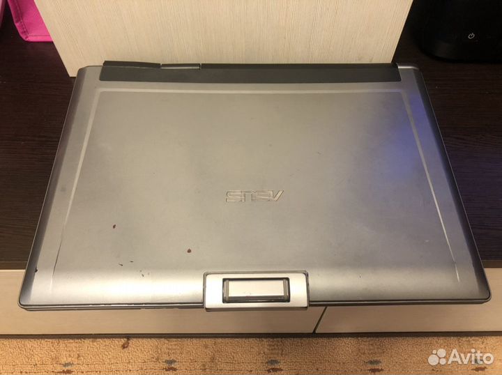 Ноутбук asus F5N