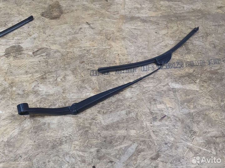 Поводок стеклоочистителя шевроле круз 1