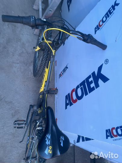 Велосипед подростковый