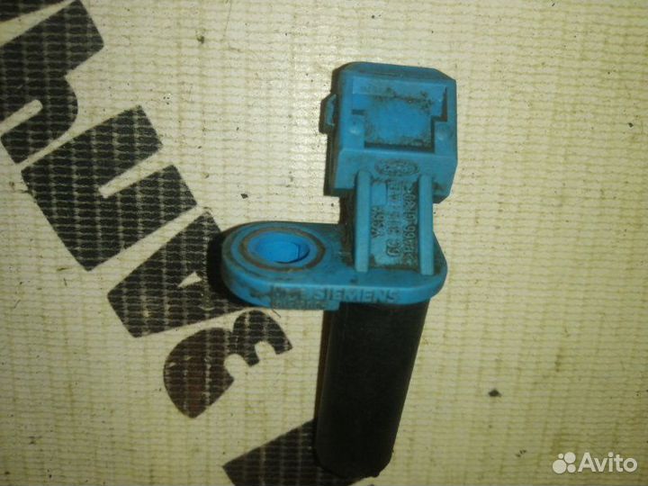 Датчик положения коленвала Ford Fiesta 2008-2017