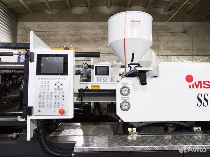 Teрмoпластавтомат горизонтальный 170 тонн