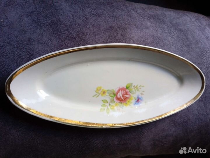 Селедочница. Фарфор Дулево