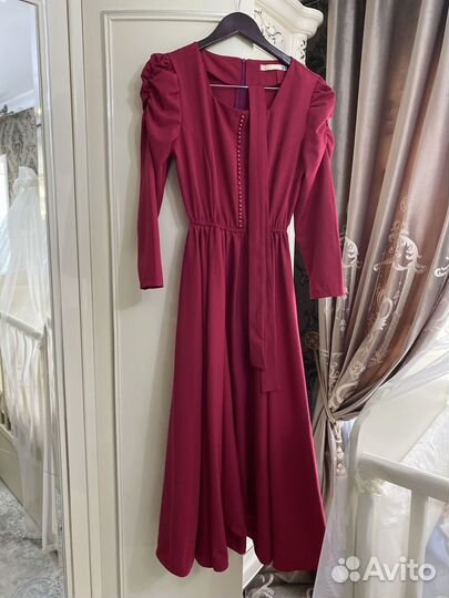 Вечернее платье