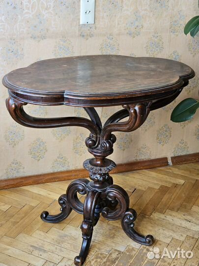Старинный стол, 19в