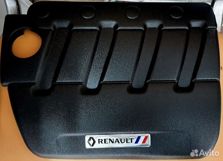 Крышка двигателя дастер Террано, защита катушек