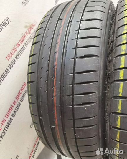Michelin Pilot Sport 4 225/45 R19 96W
