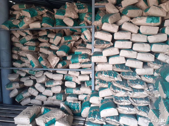 Уголь древесный в мешках