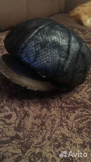 Берет женский кожаный