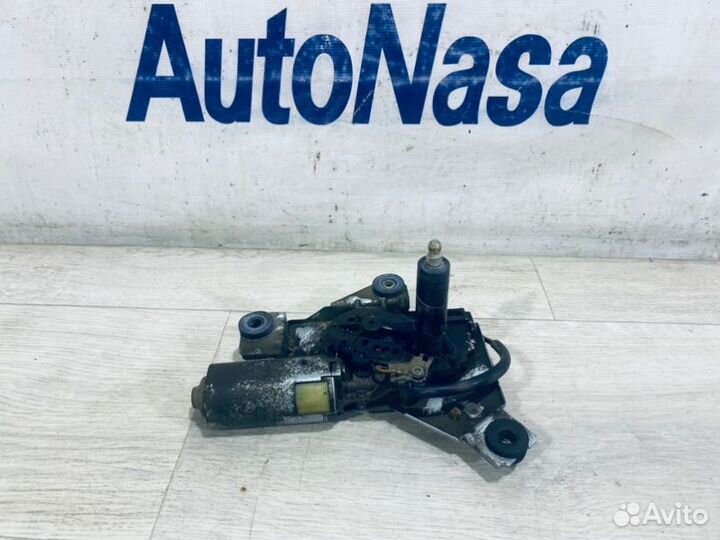 Моторчик стеклоочистителя задний Mitsubishi